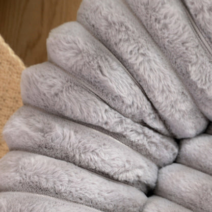 🛏️ Beige Plush Round Pet Bed – 40cm Cozy Sleeping Mat for Pets